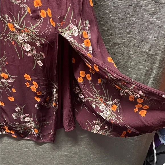 Reformation Fulton Deep Burgundy Floral Midi Dress with High Slit - Picture 8 of 10